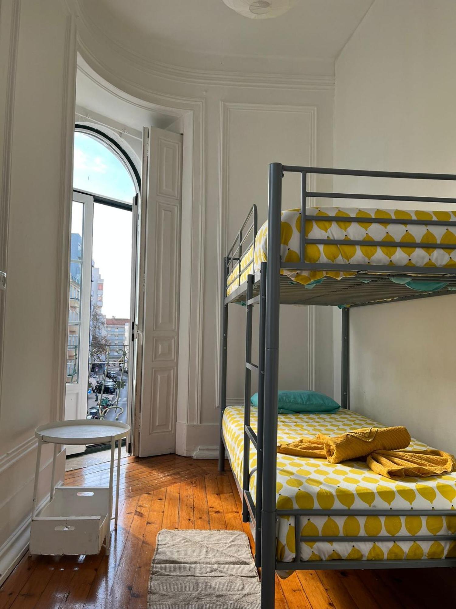 Garden Campo De Ourique Guest House - Hostel Lisboa Exterior foto
